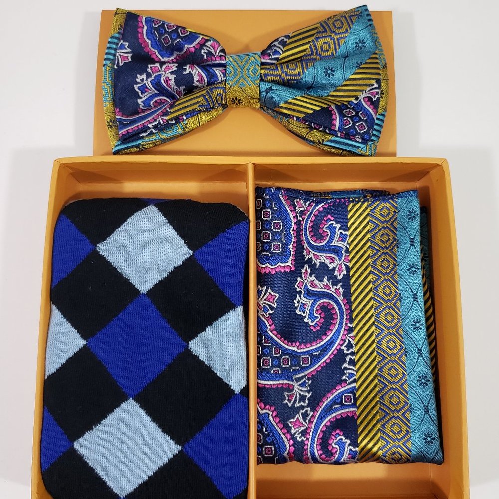 Robert Lewis Blue Bow Tie Hanky Socks Box 3 Set